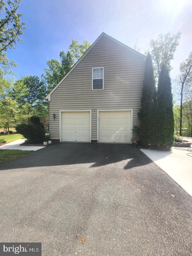 440 Reedy Creek Rd Property Photo 18