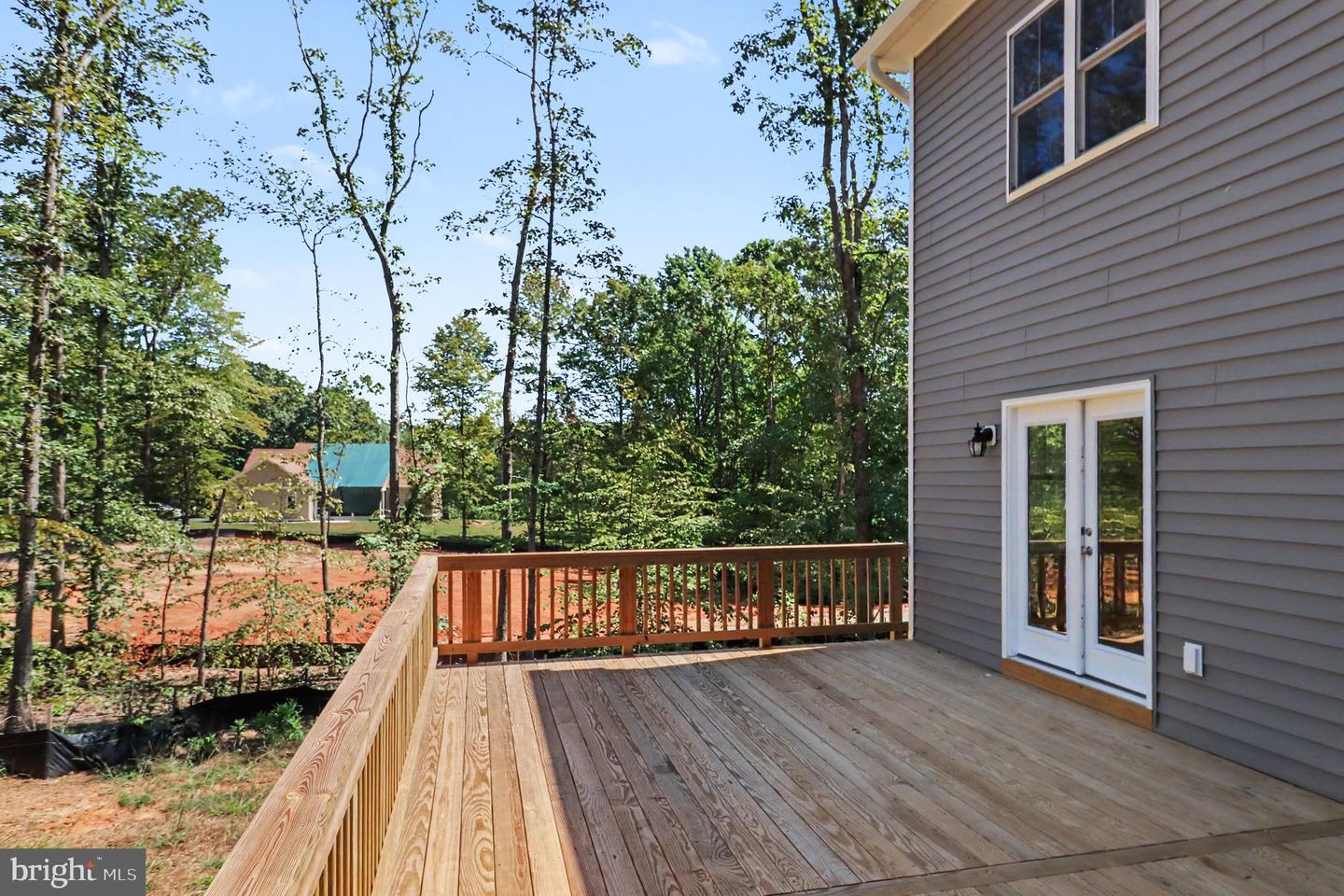 544 Noahs Landing Dr Property Photo 4