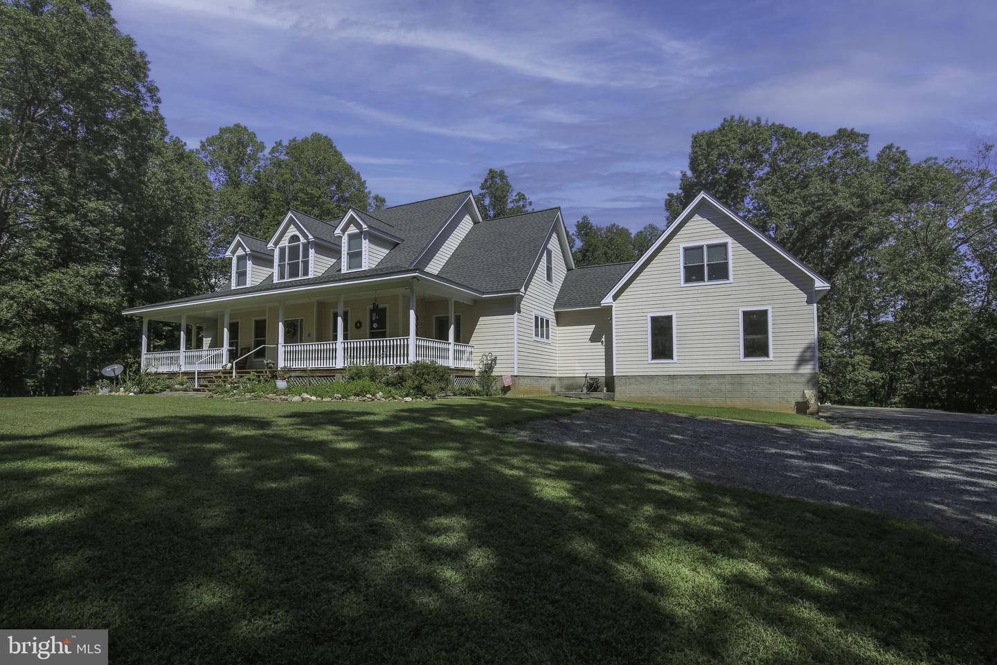 1561 Hickory Creek Rd Property Photo 1