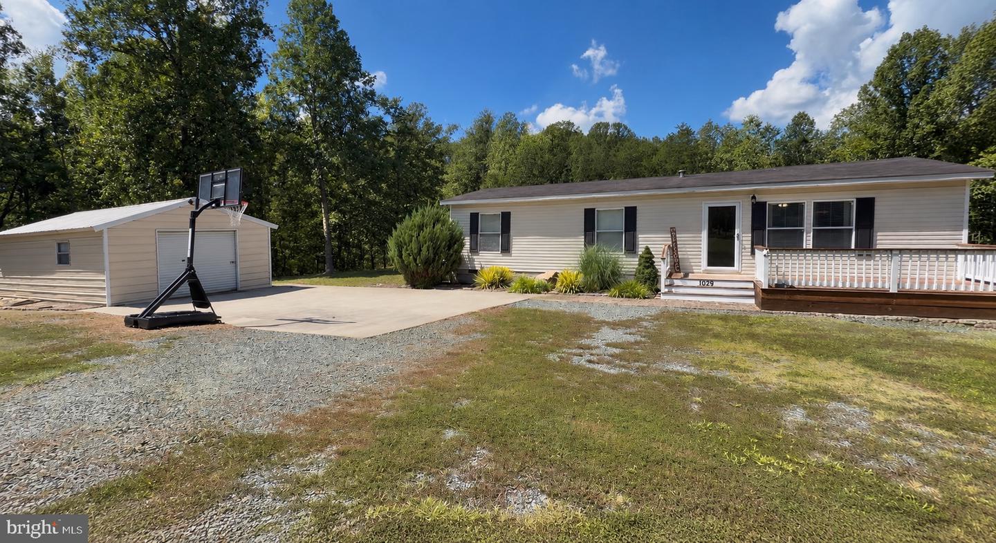 1029 Hickory Creek Rd Property Photo 1