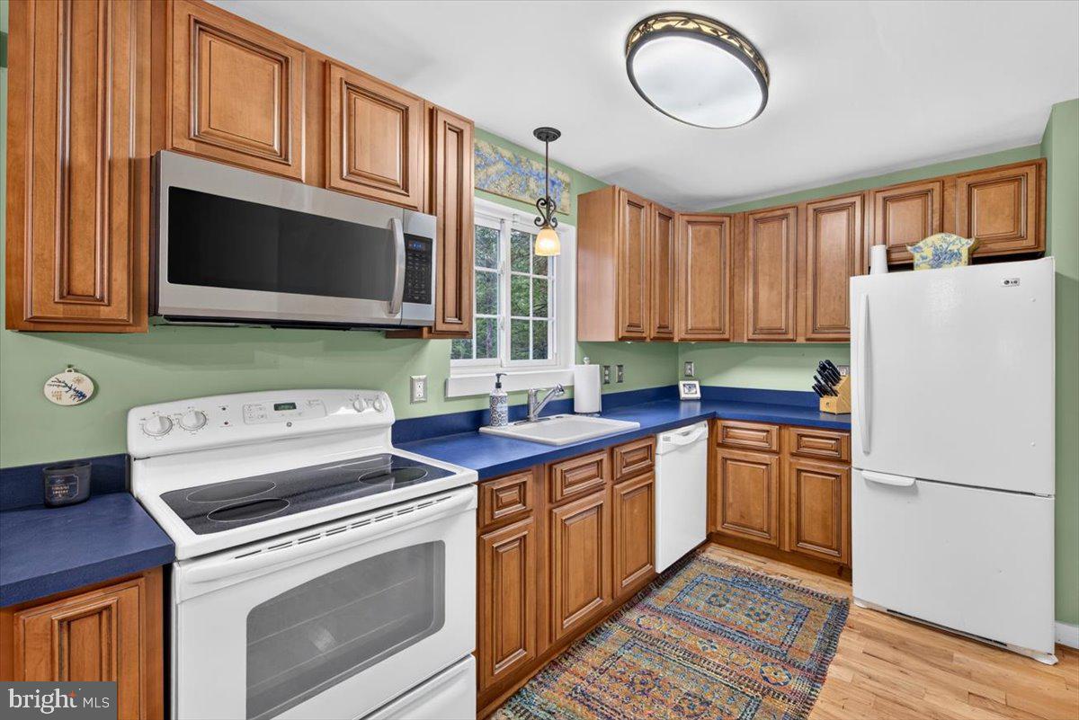 168 Alma Rd Property Photo 13