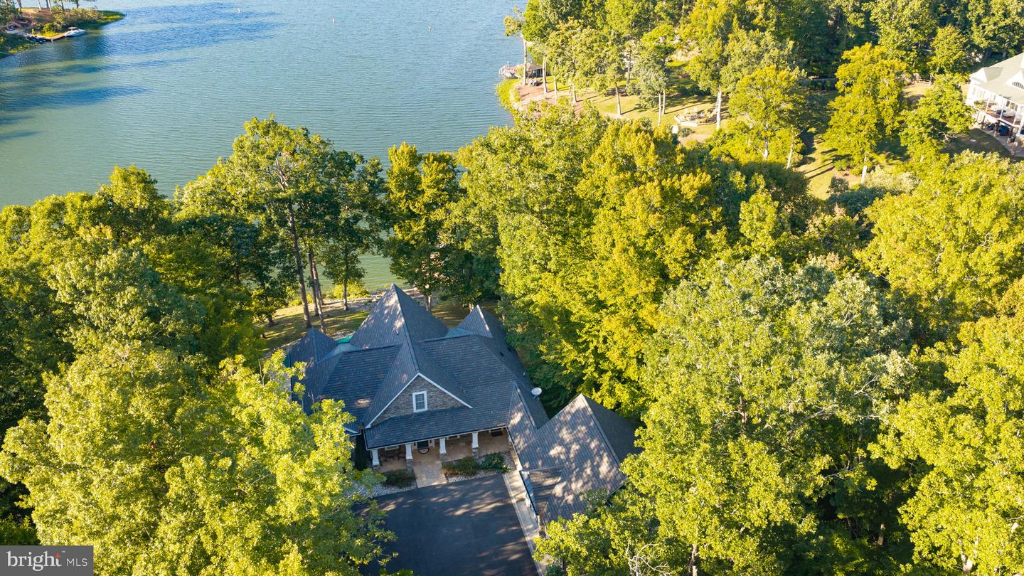 244 Campbell Ln Property Photo 126