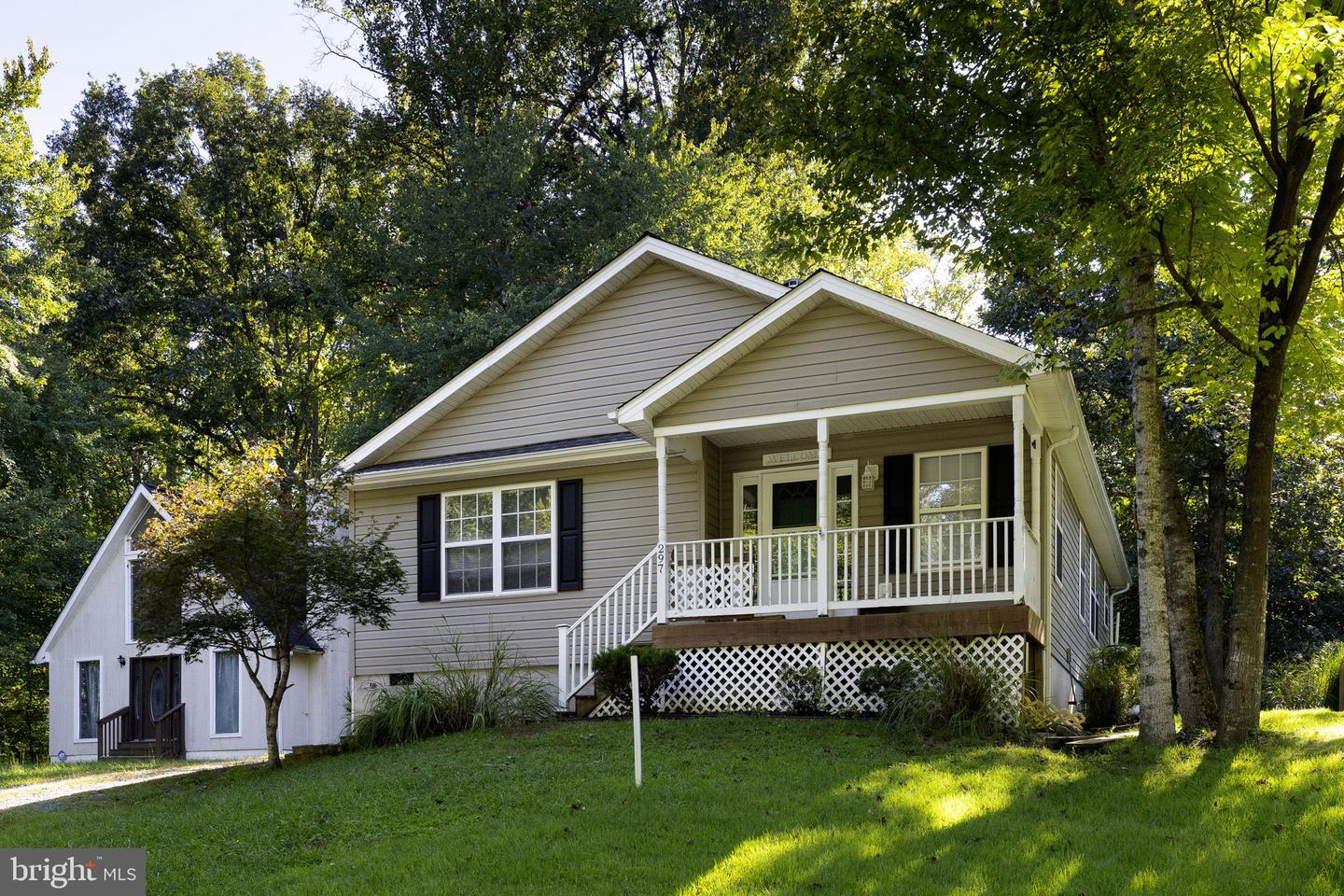 297 Poplar Dr Property Photo 2