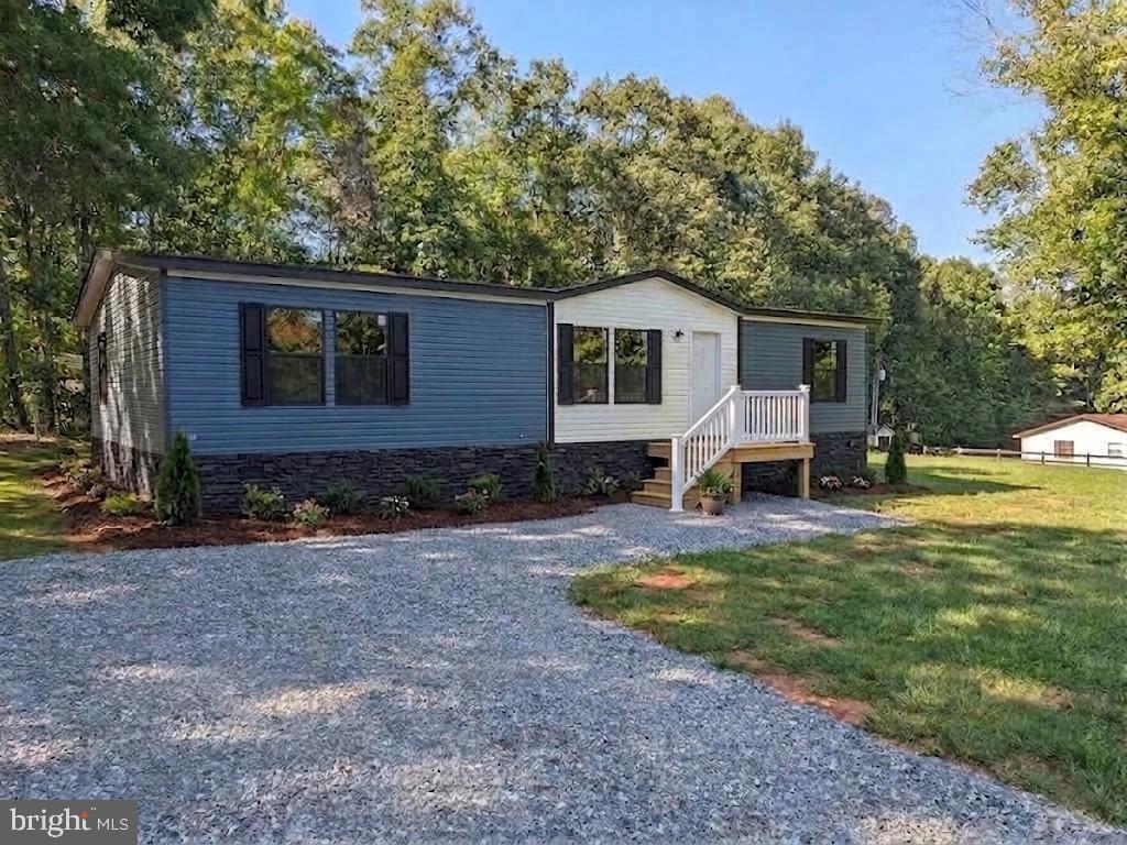 1271 Doctors Rd Property Photo 1