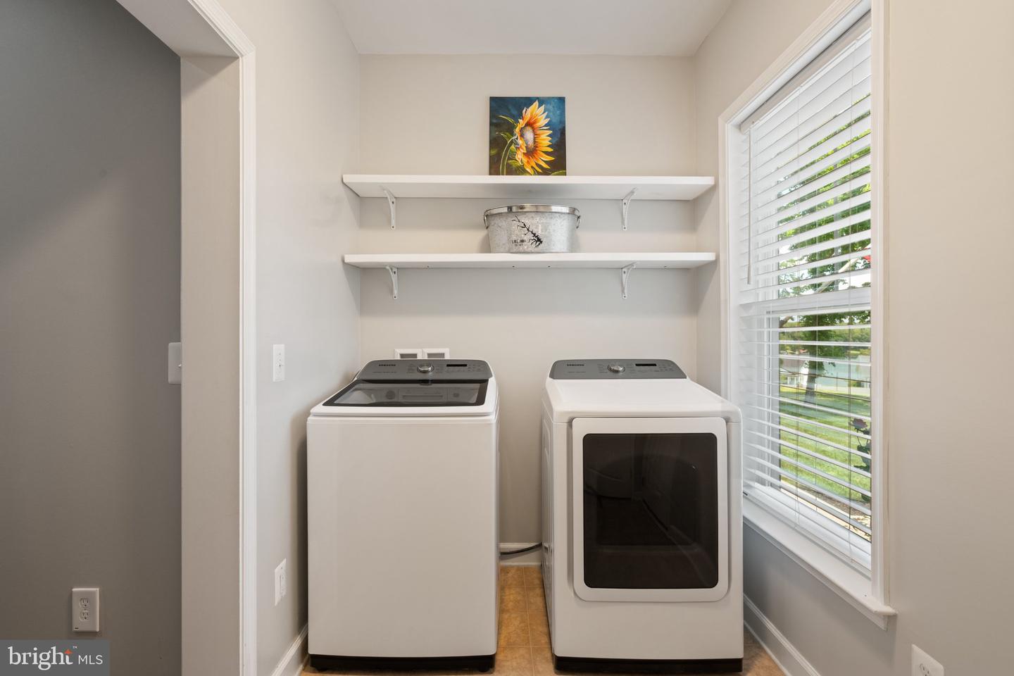 299 Sunset Loop Property Photo 16