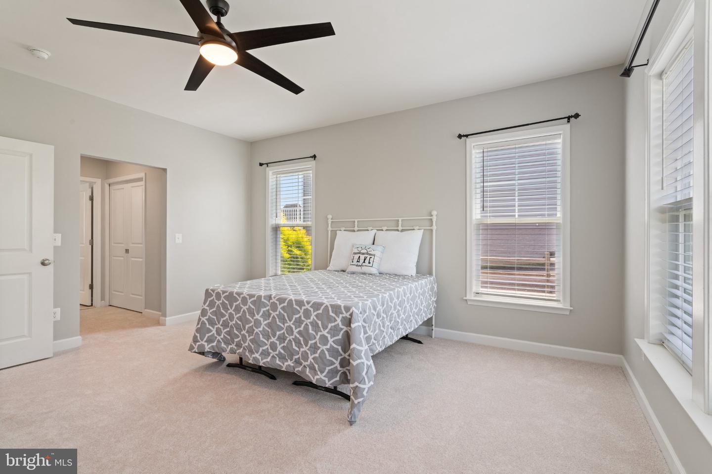 299 Sunset Loop Property Photo 18