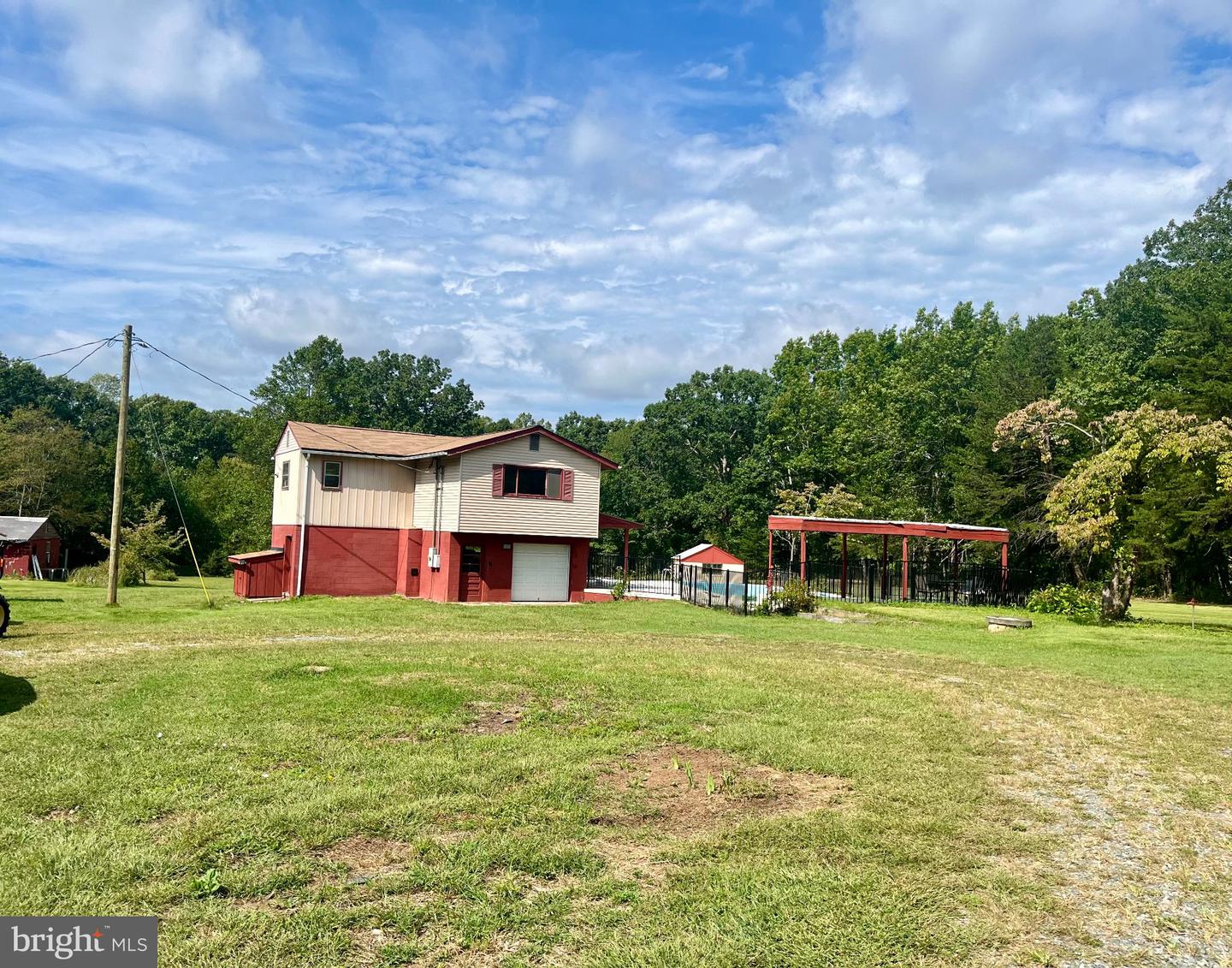 517 Doctors Rd Property Photo 1