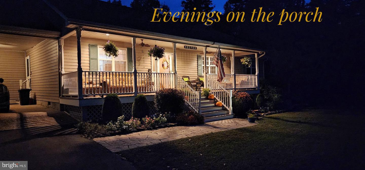 237 Tall Pines Dr Property Photo 2