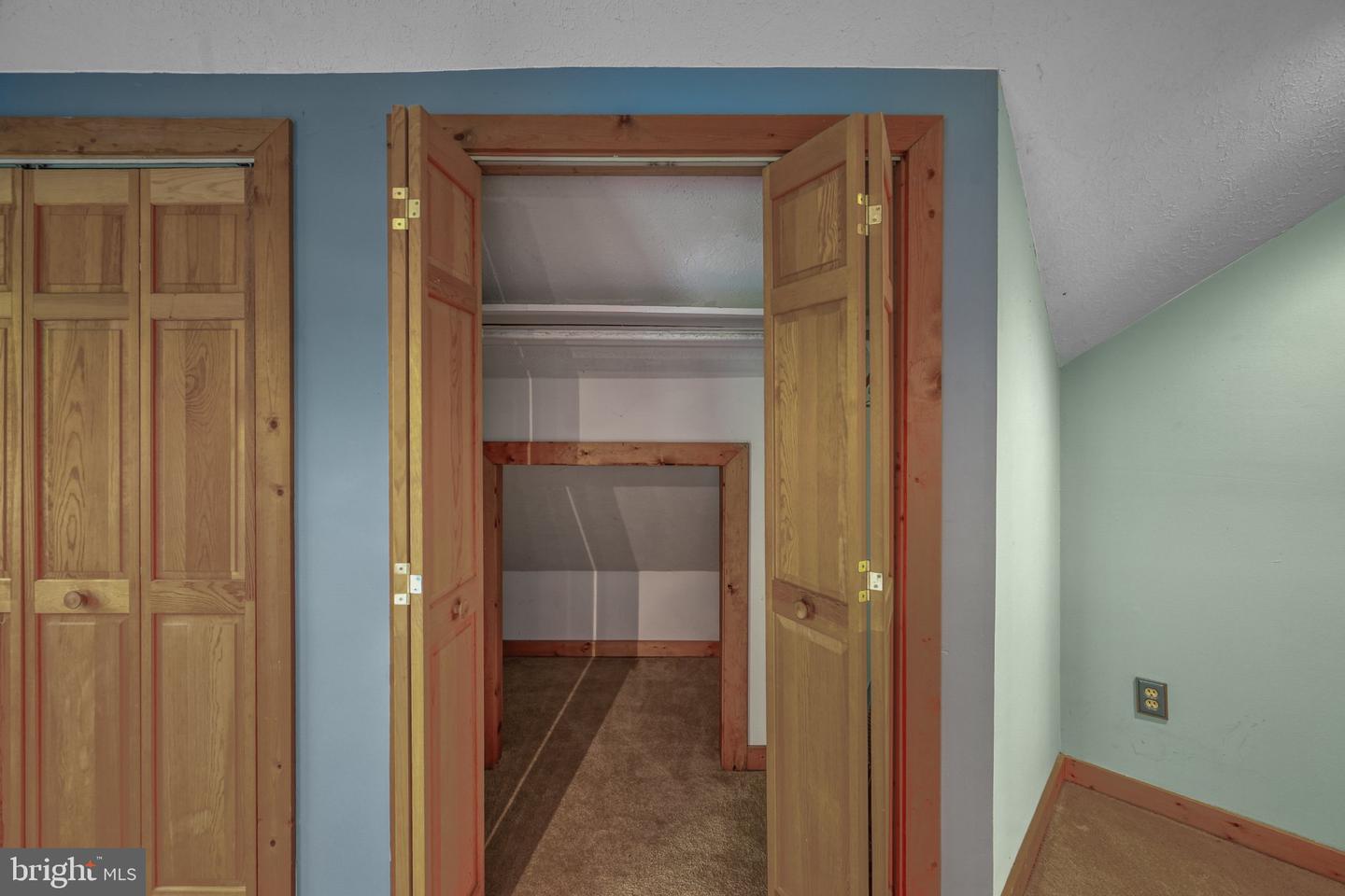 46 Fir Cir Property Photo 18