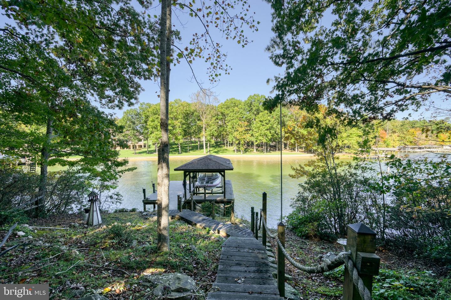 46 Fir Cir Property Photo 29