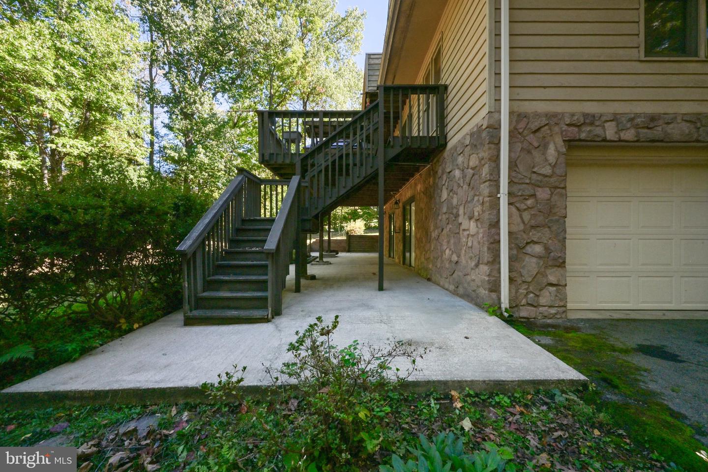 46 Fir Cir Property Photo 36