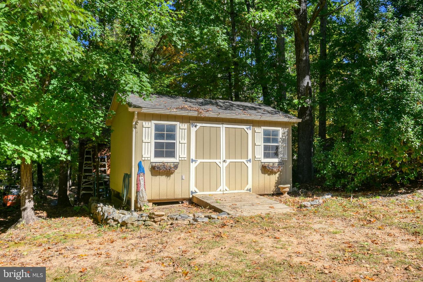 46 Fir Cir Property Photo 38