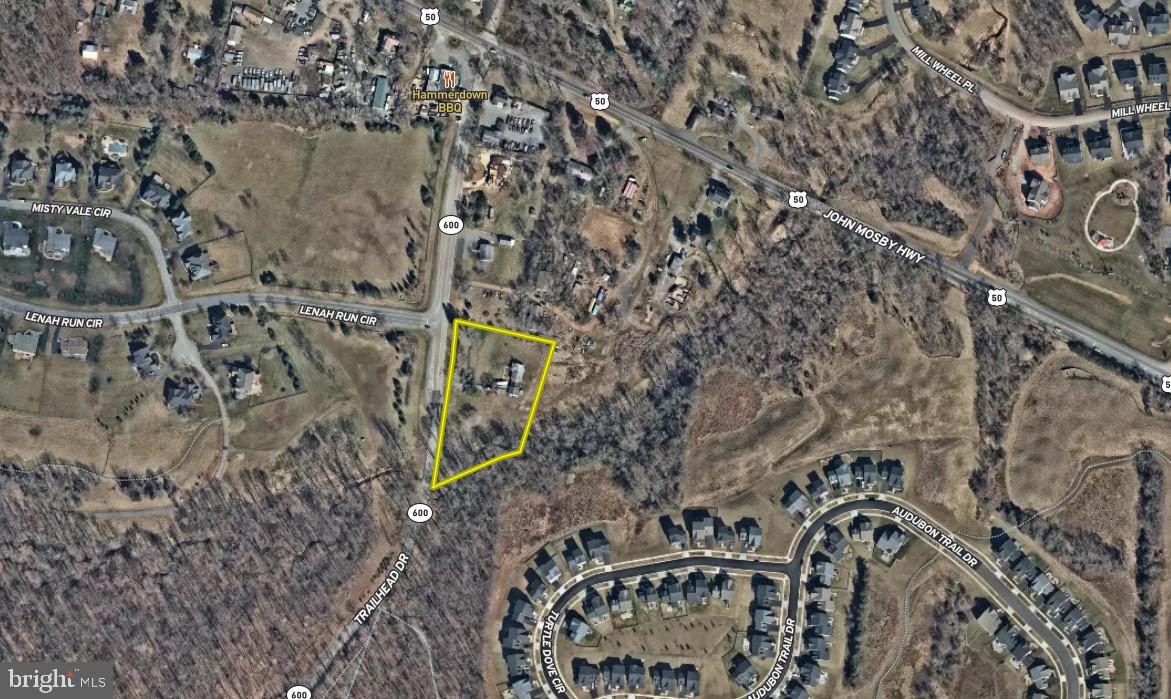 24118 Trailhead Dr Property Photo