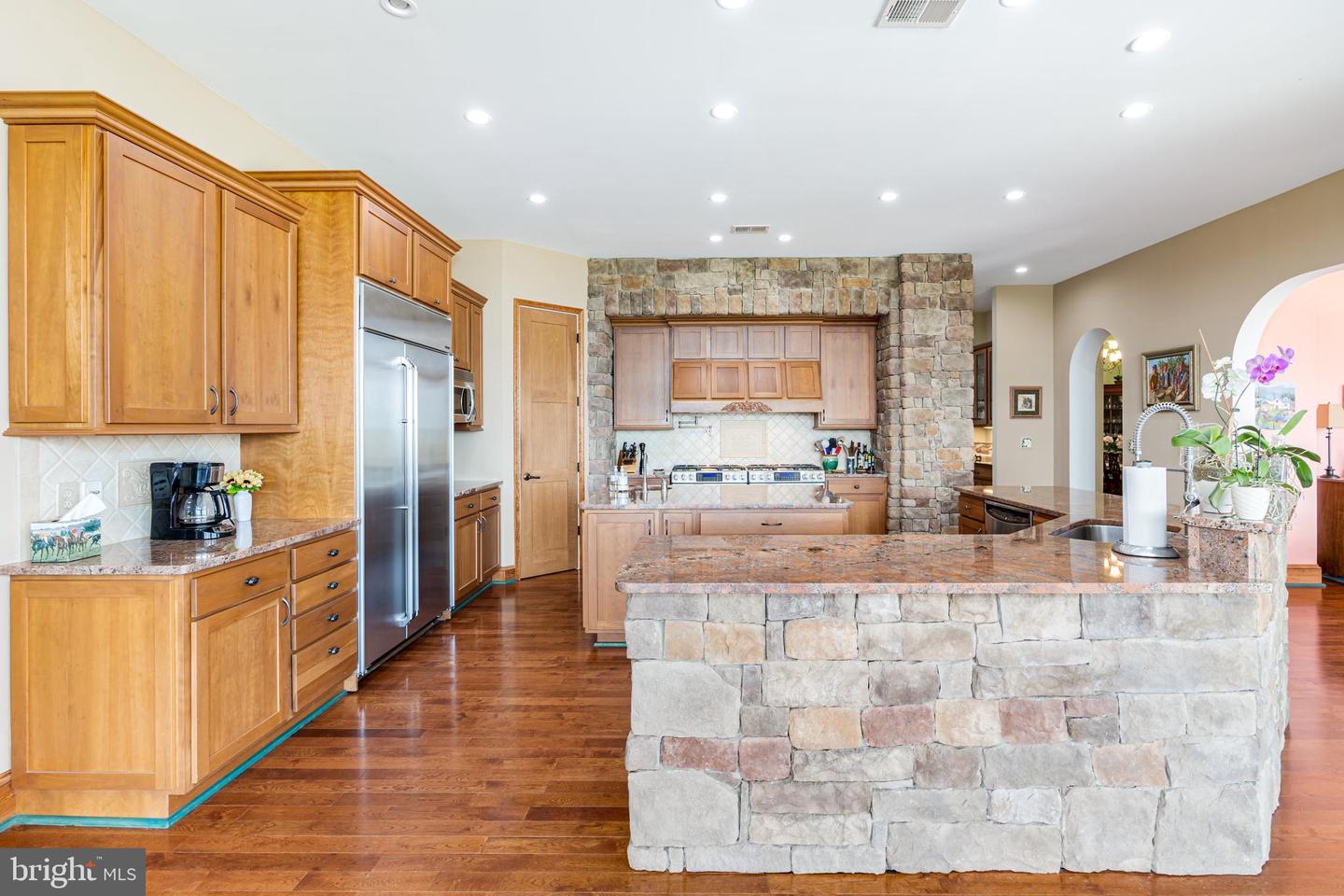 38780 Chelten Ln Property Photo 25