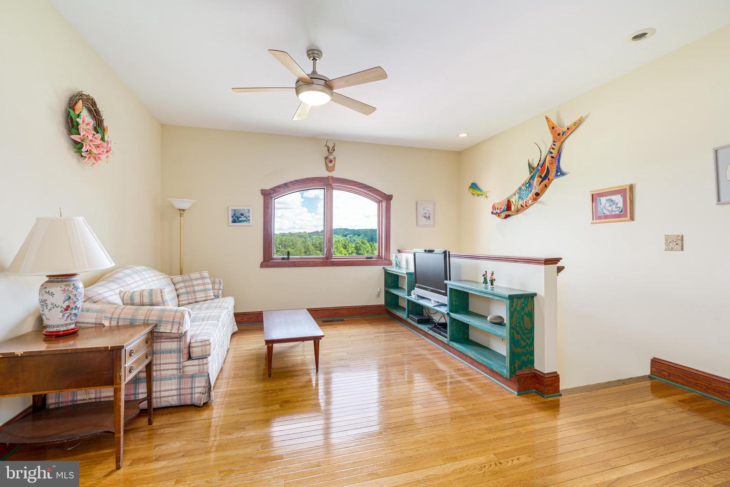 38780 Chelten Ln Property Photo 45
