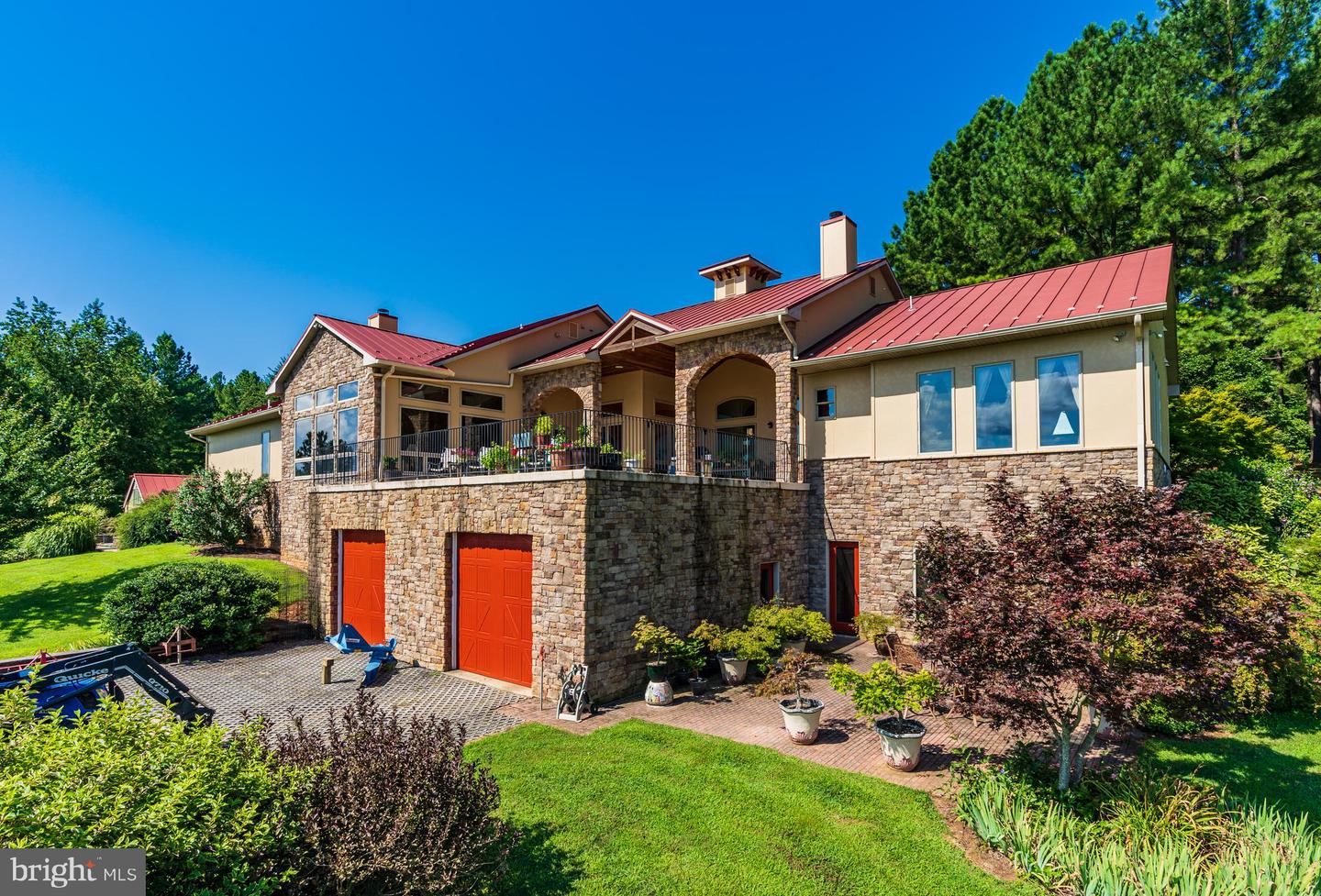 38780 Chelten Ln Property Photo 61