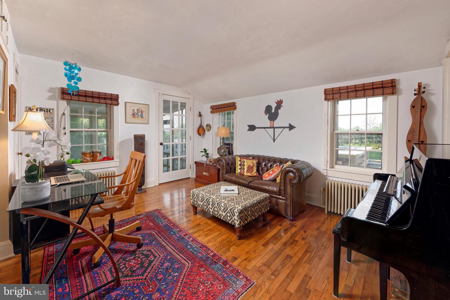 22780 Foxcroft Rd Property Photo 21