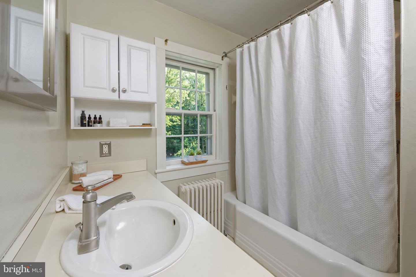 22780 Foxcroft Rd Property Photo 27