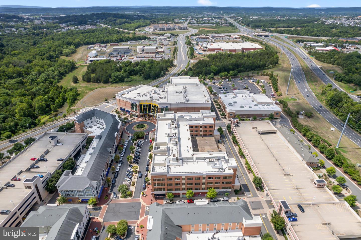 1602 Village Market Blvd Se #400 Property Photo 73