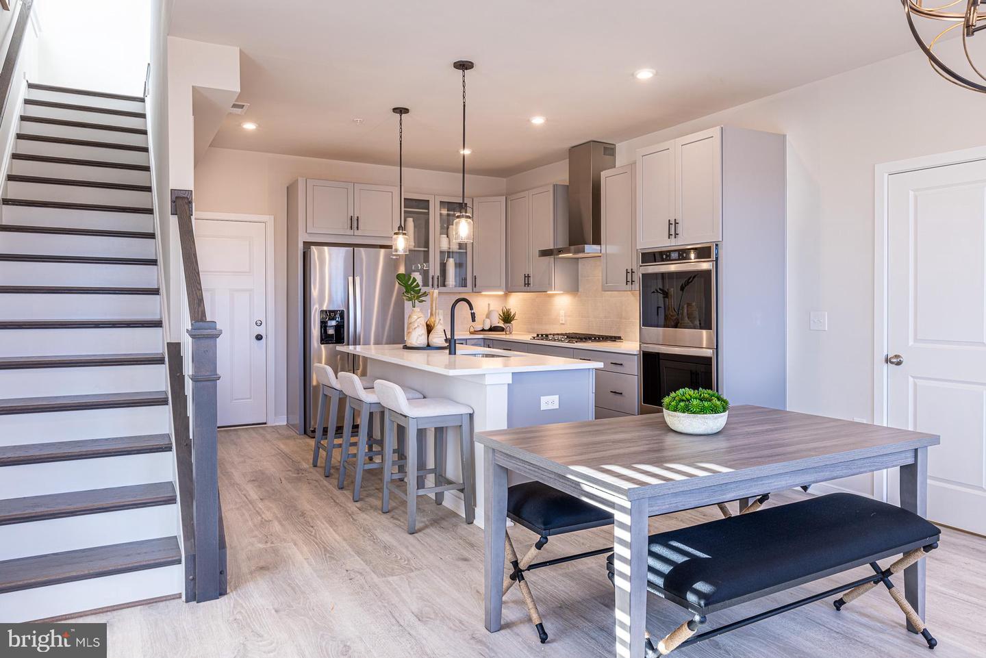 46167 Woodpecker Sq Property Photo
