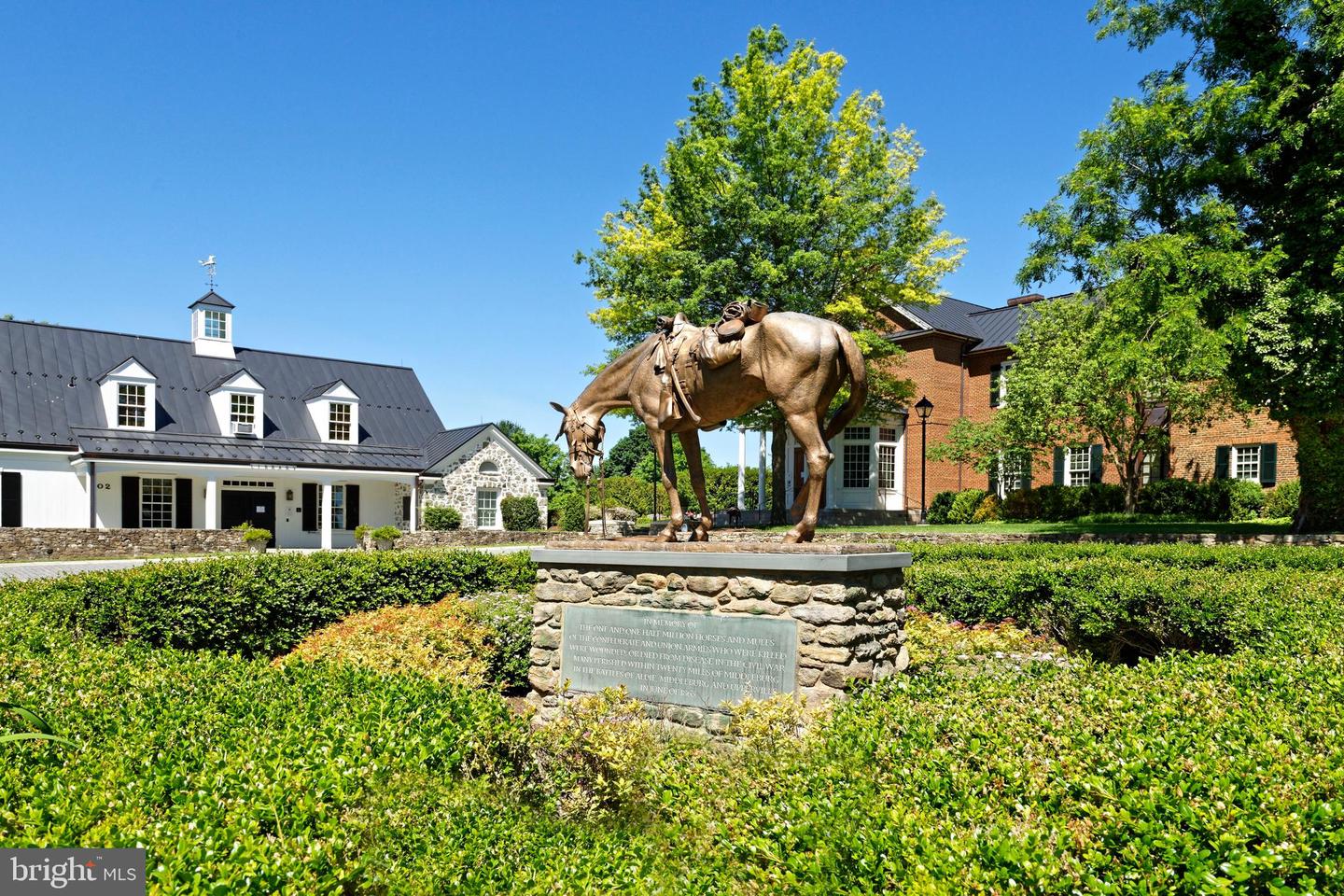 Federal Property Photo 17