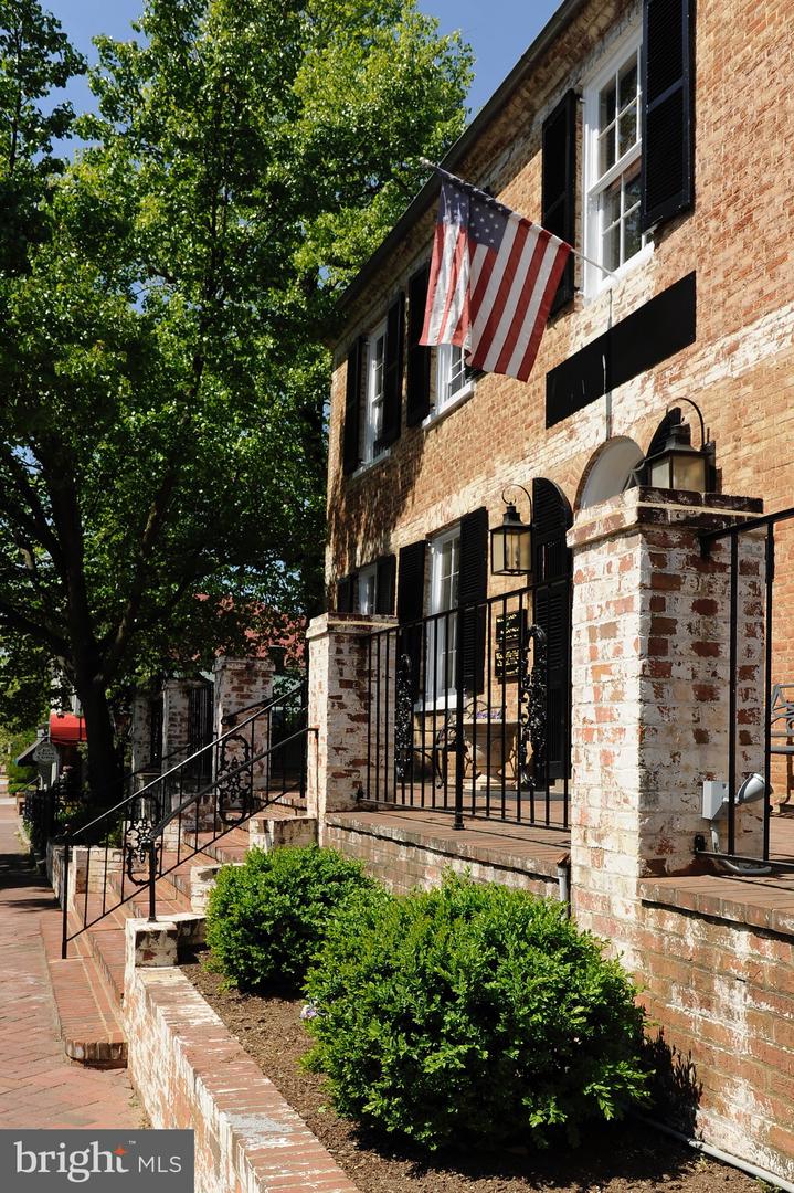 Federal Property Photo 33