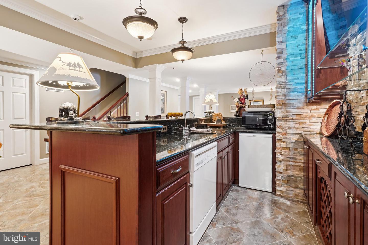 43287 Warwick Hills Ct Property Photo 18
