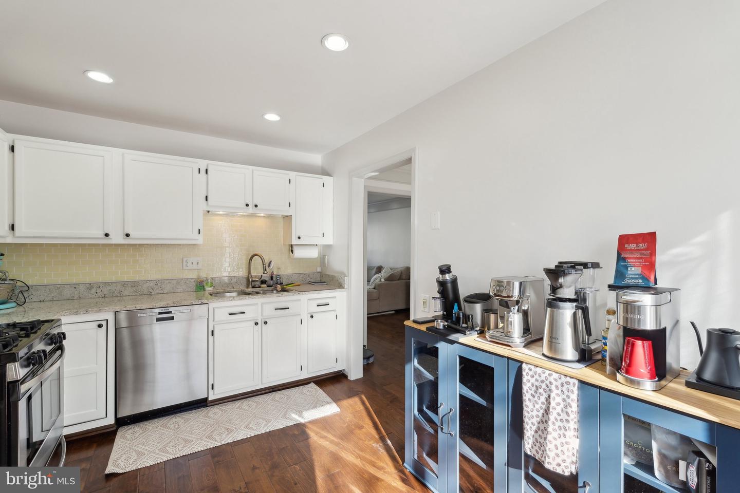 43854 Laburnum Sq Property Photo 8