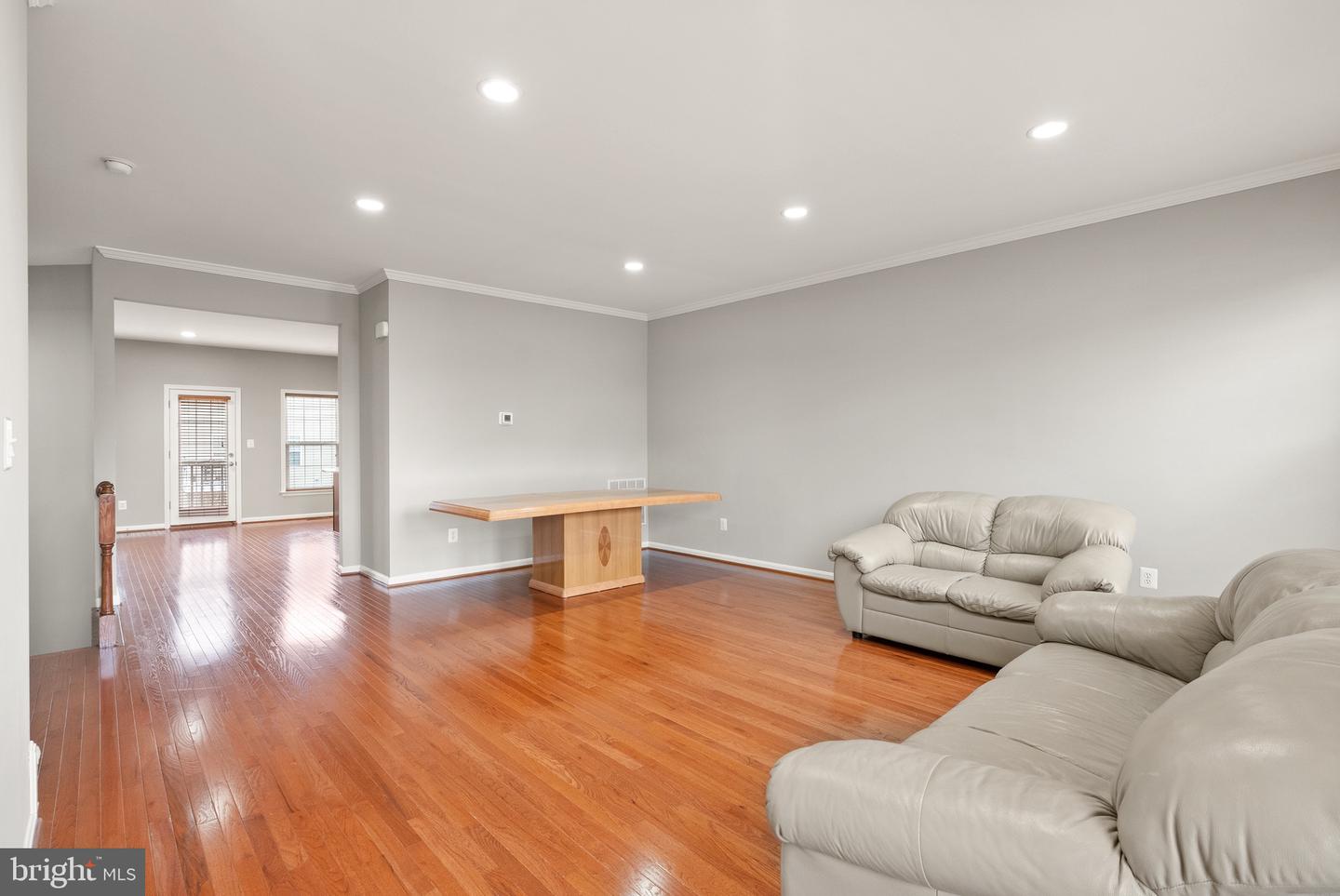 25189 Hummocky Ter Property Photo 14
