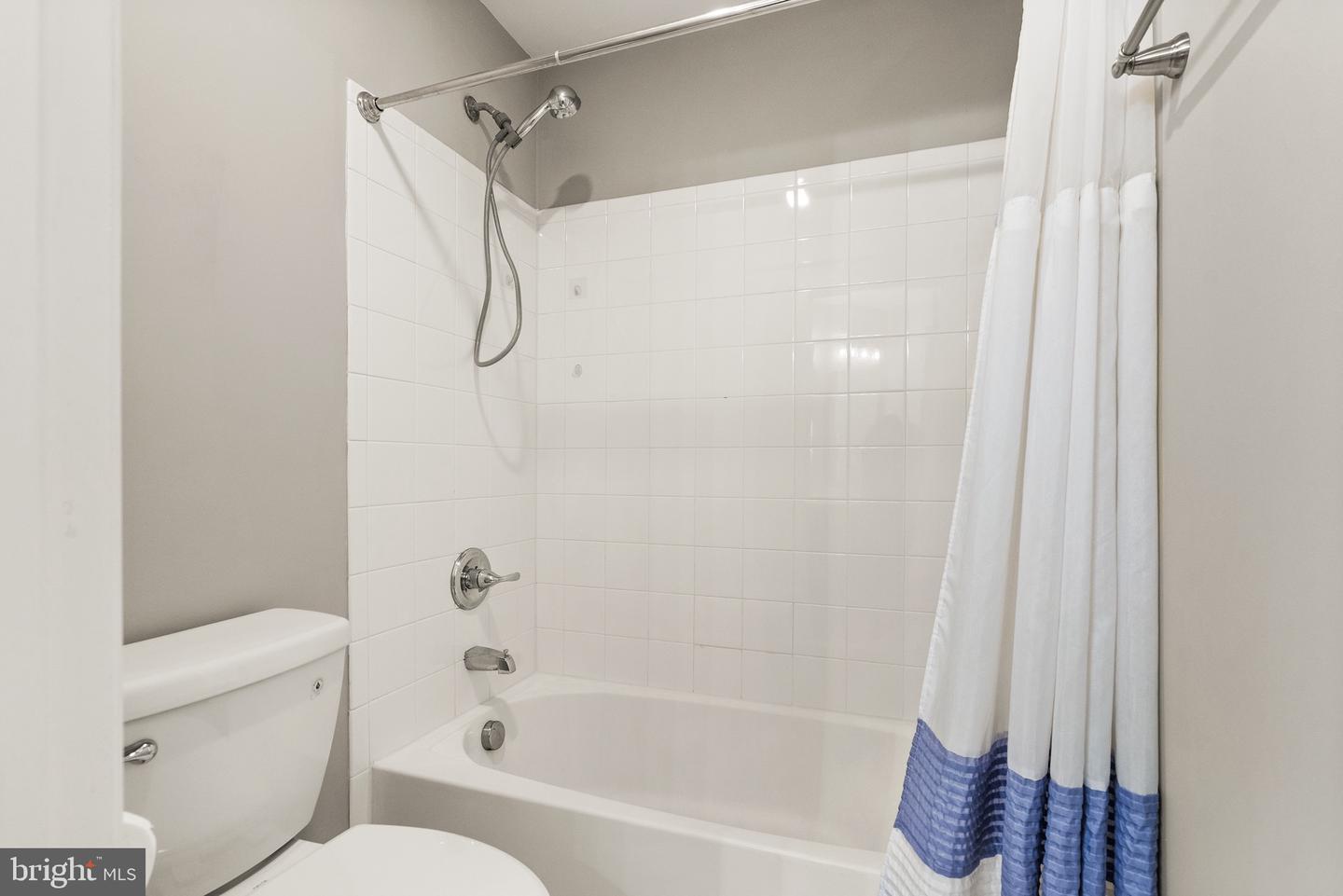 25189 Hummocky Ter Property Photo 35
