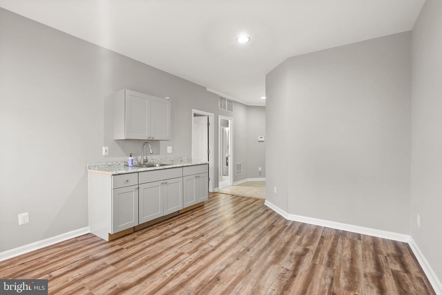 25189 Hummocky Ter Property Photo 38