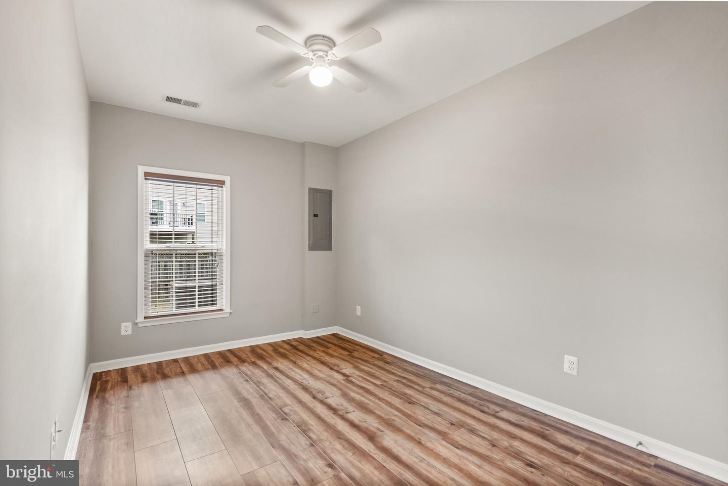 25189 Hummocky Ter Property Photo 42