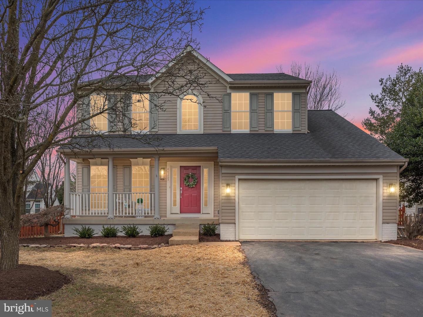44265 Cobham Station Ct Property Photo