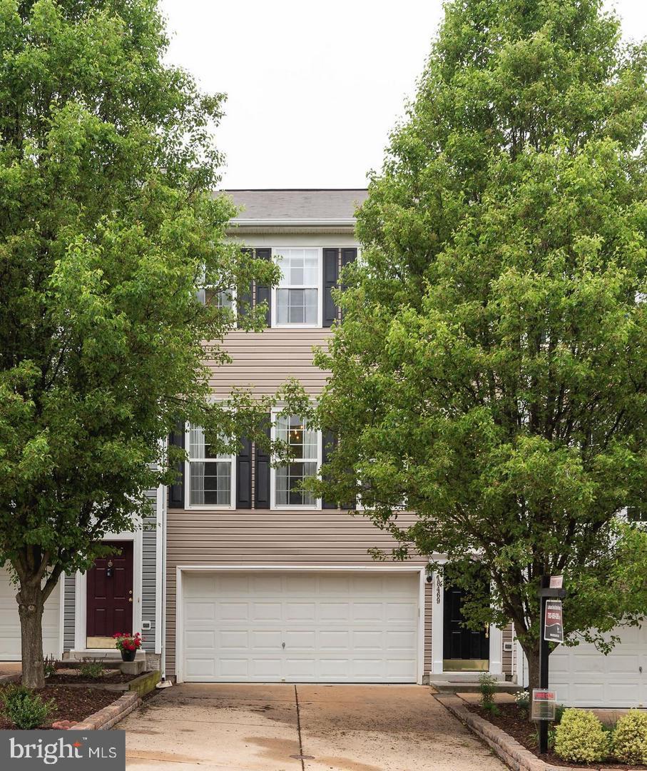 18469 Wide Meadow Sq Property Photo