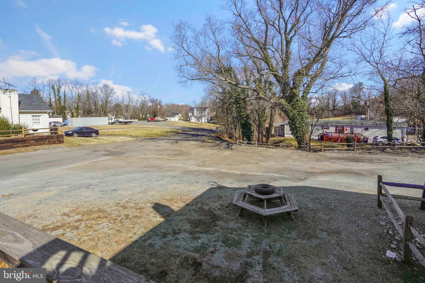 41 E Colonial Hwy Property Photo 11