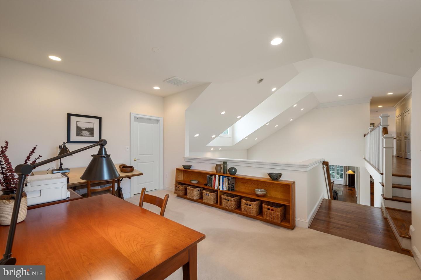 20880 Eckbo Dr Property Photo 48