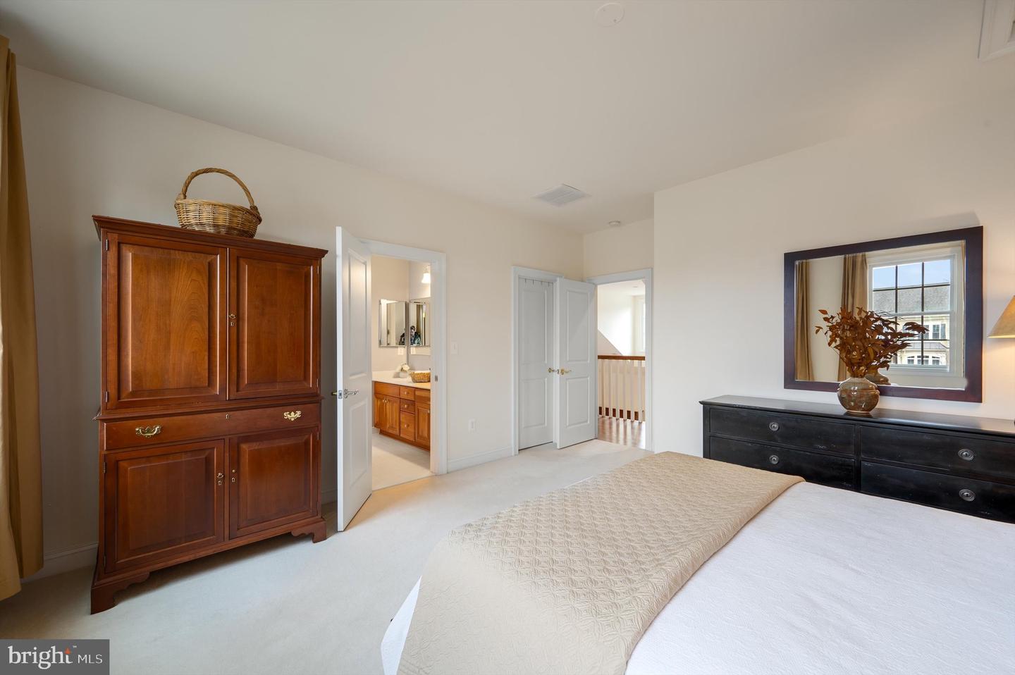20880 Eckbo Dr Property Photo 56