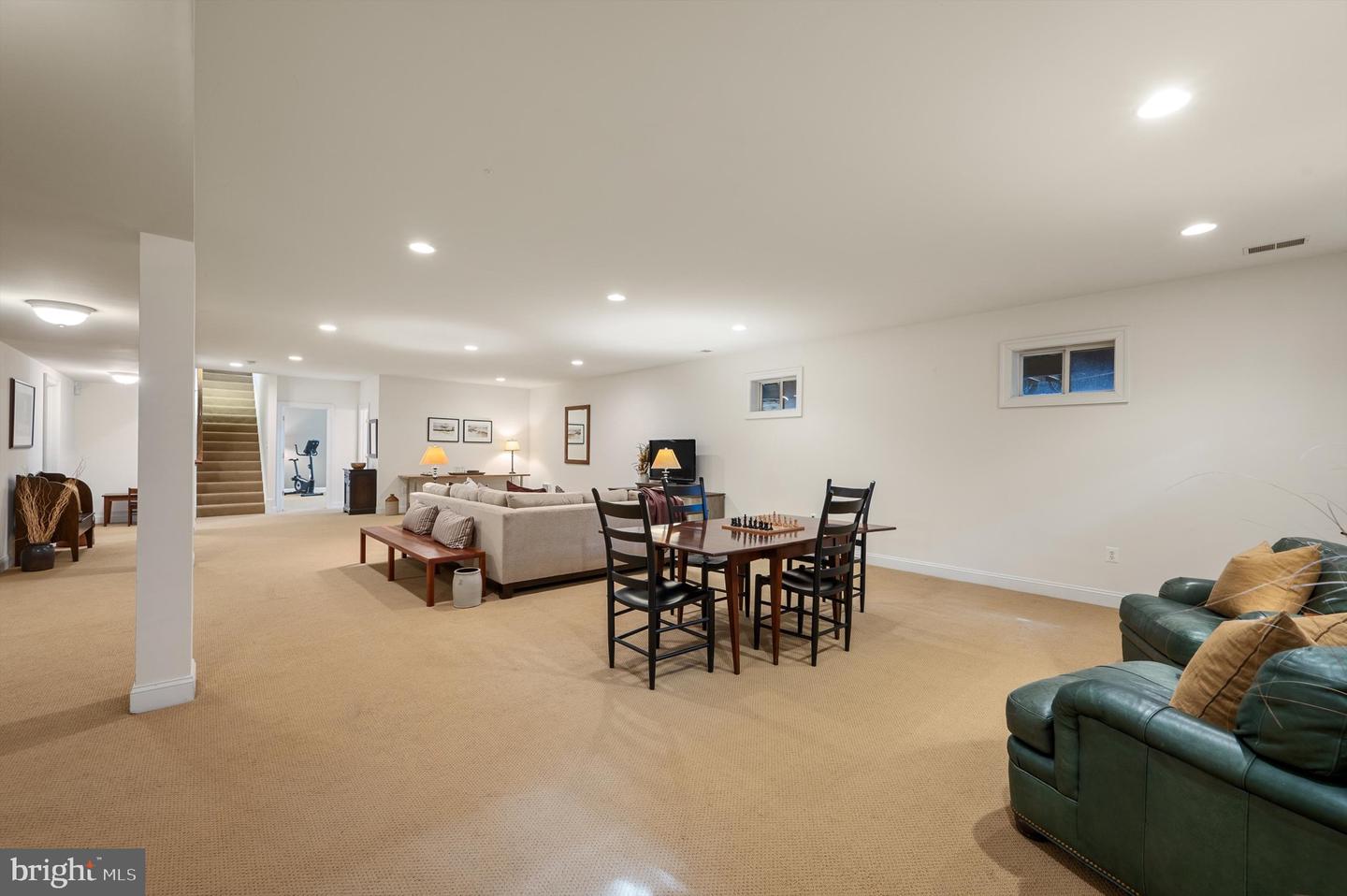 20880 Eckbo Dr Property Photo 71