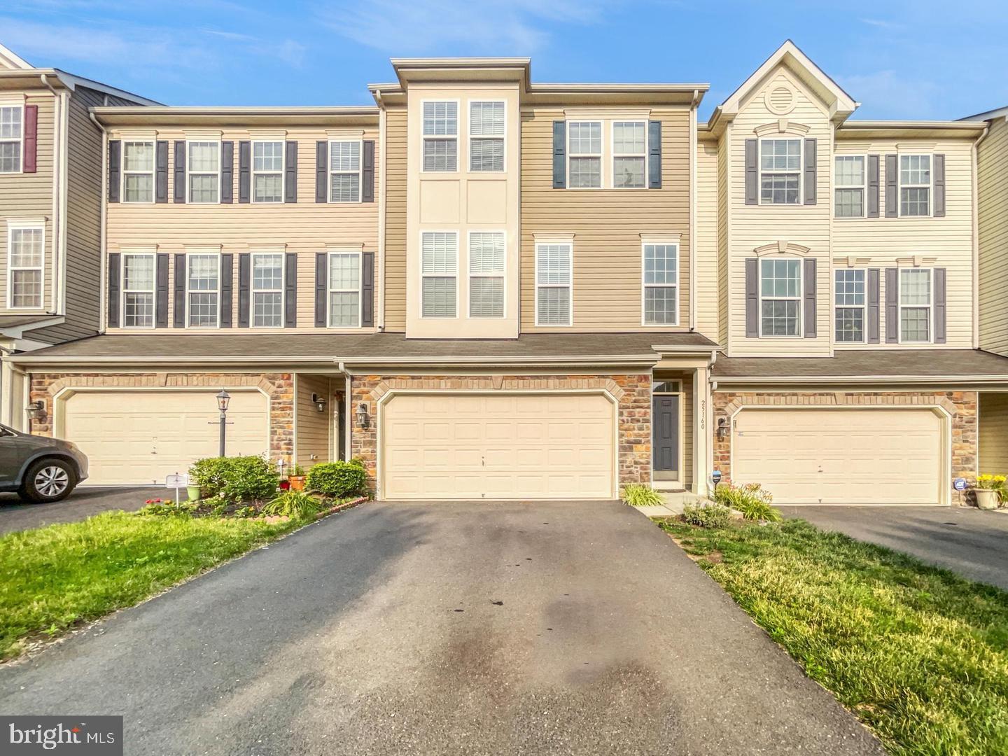 25160 Fluvial Ter Property Photo