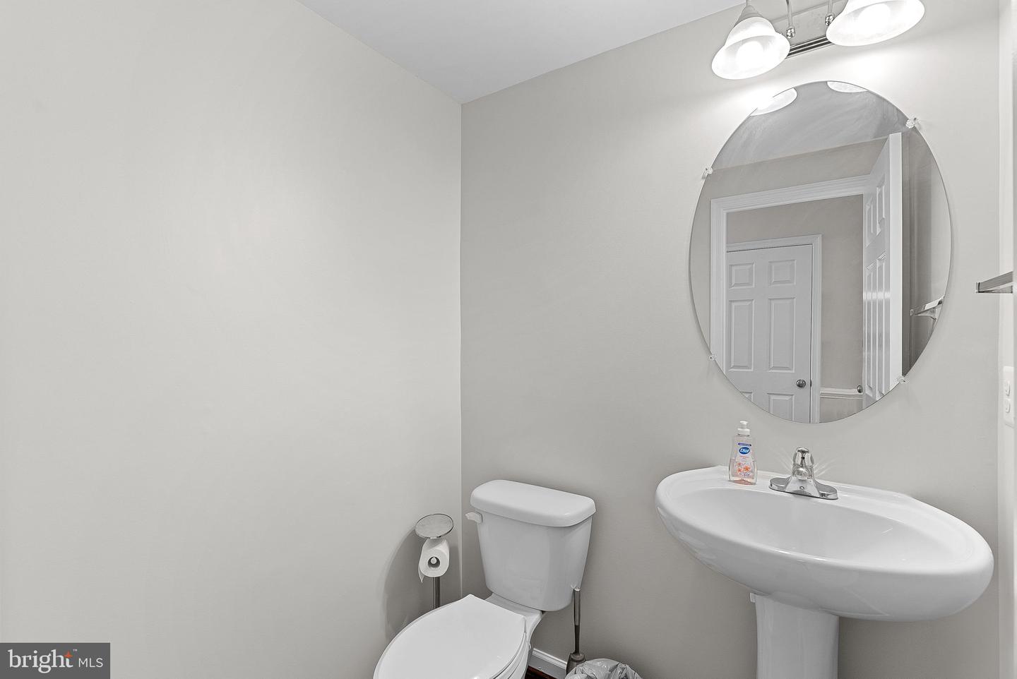 829 Pencoast Dr Property Photo 25
