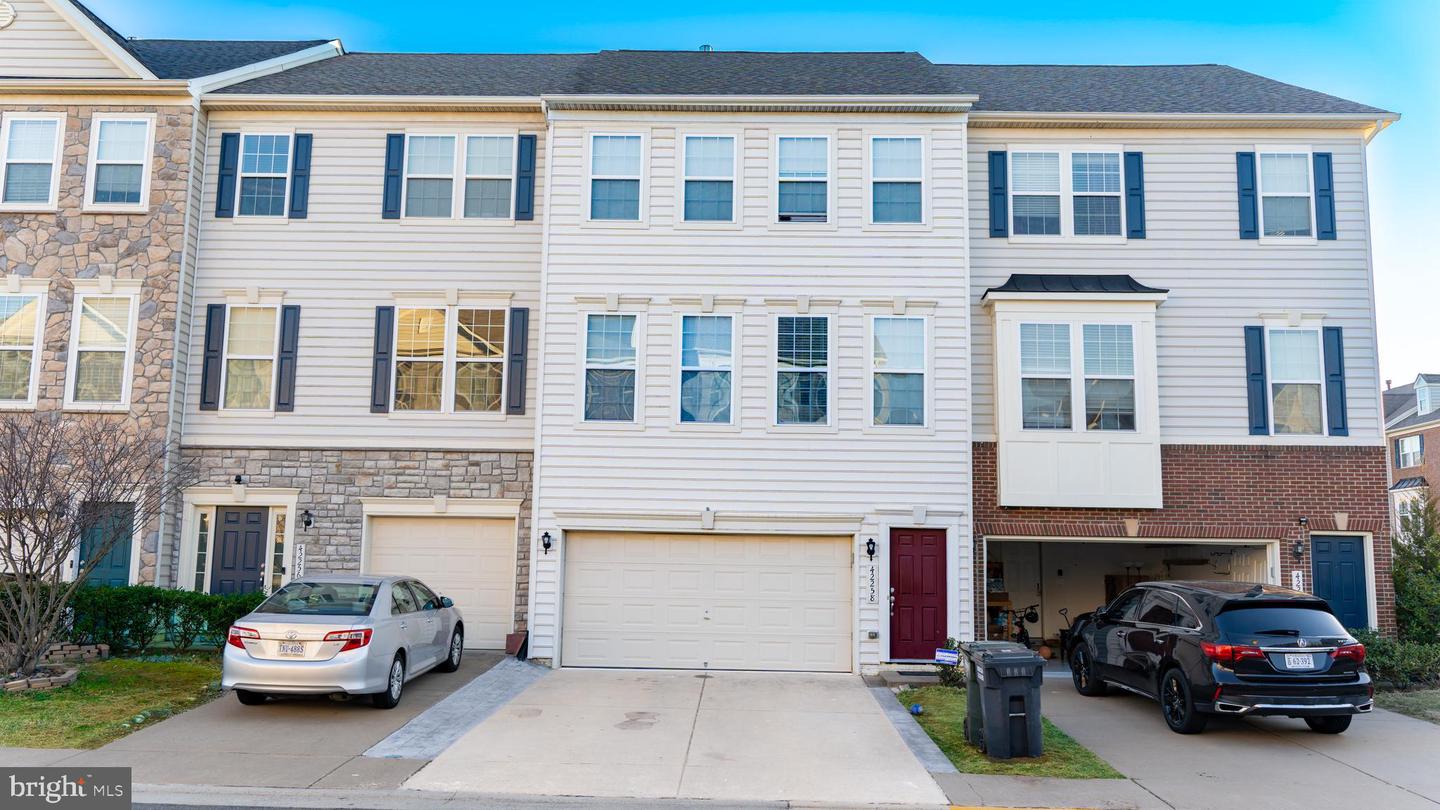 42258 Dean Chapel Sq Property Photo