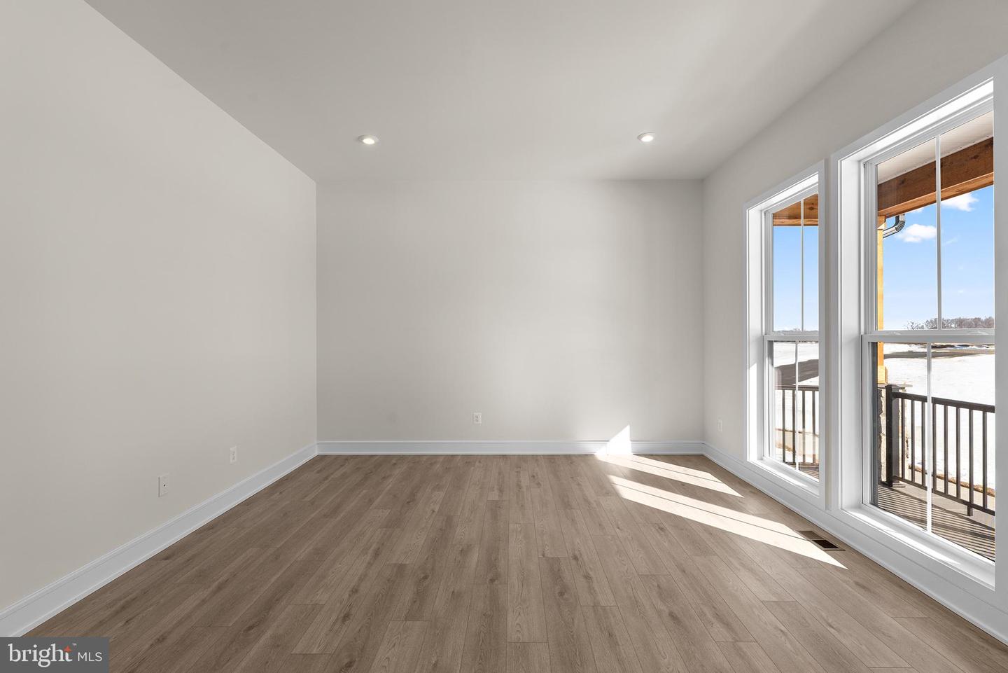14733 Fordson Ct Property Photo 19
