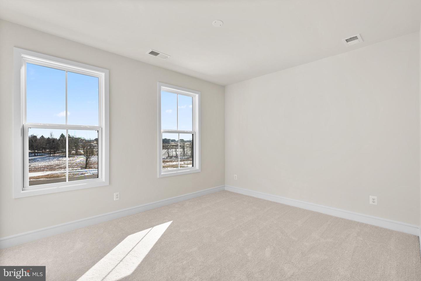 14733 Fordson Ct Property Photo 28