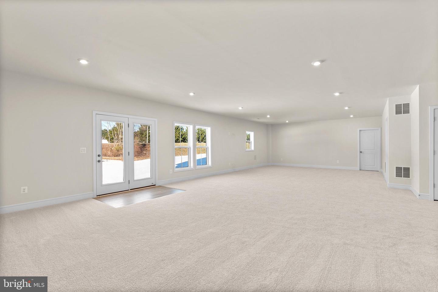 14733 Fordson Ct Property Photo 32