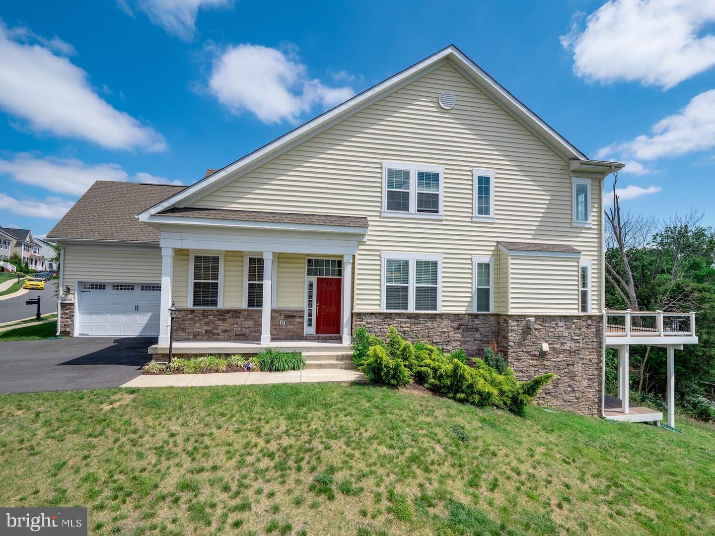 20922 Ashburn Heights Dr Property Photo