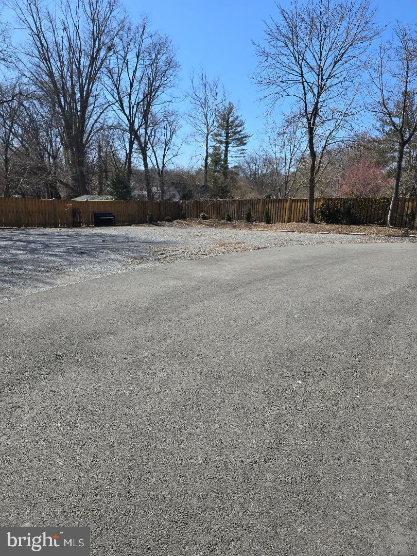 6 W Loudoun Property Photo 3