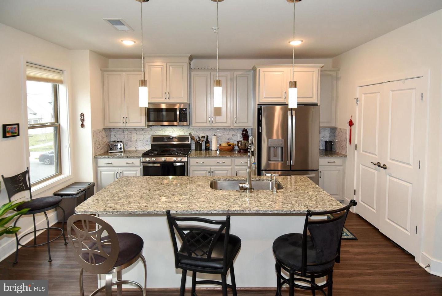 23610 Havelock Walk Ter Property Photo 8