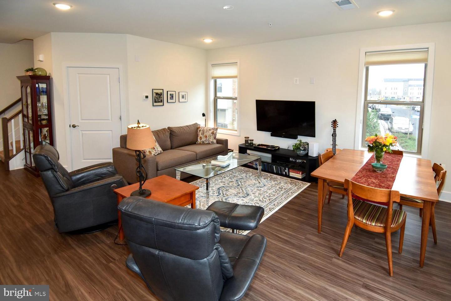 23610 Havelock Walk Ter Property Photo 12