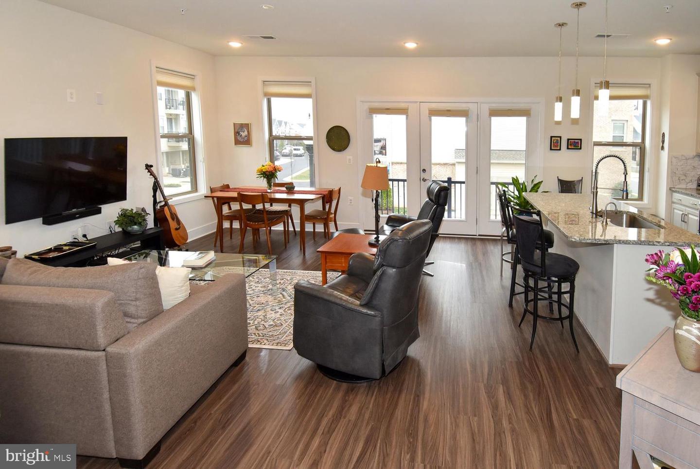 23610 Havelock Walk Ter Property Photo 14