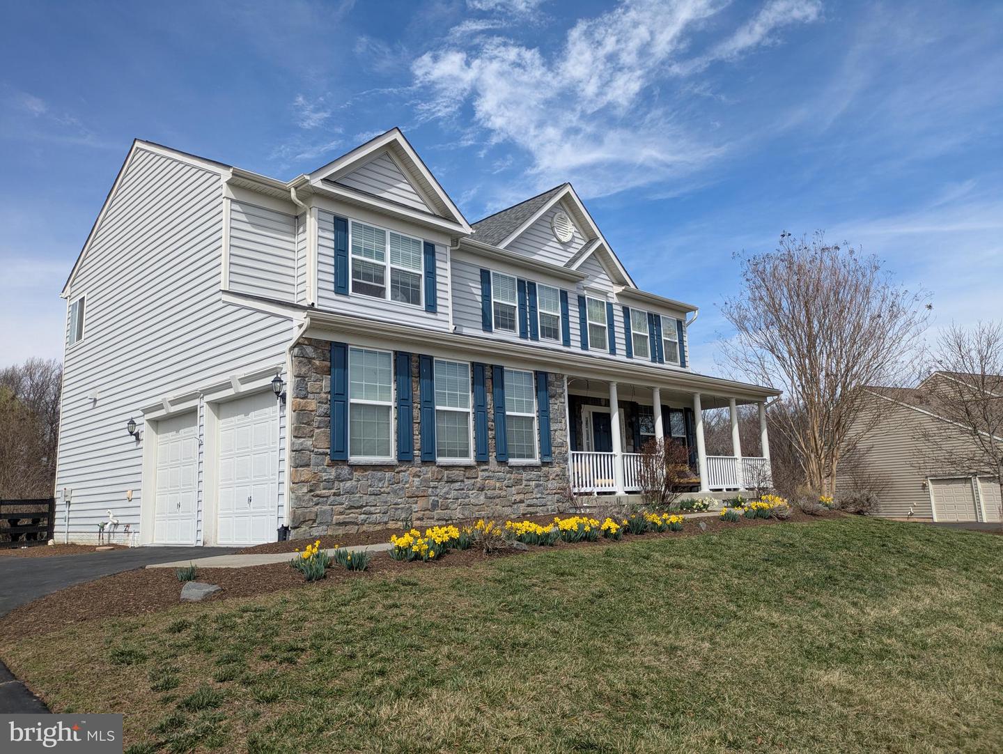 36494 Winding Oak Pl Property Photo 3